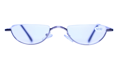 Experience comfort and clarity with these half-rim reading glasses. Designed for daily use
