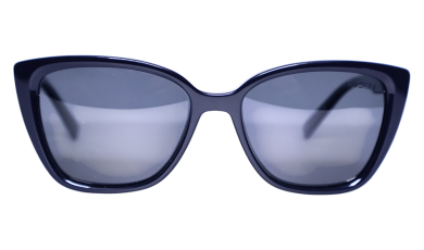 Elegant women's oval fashion glasses in a stylish frame